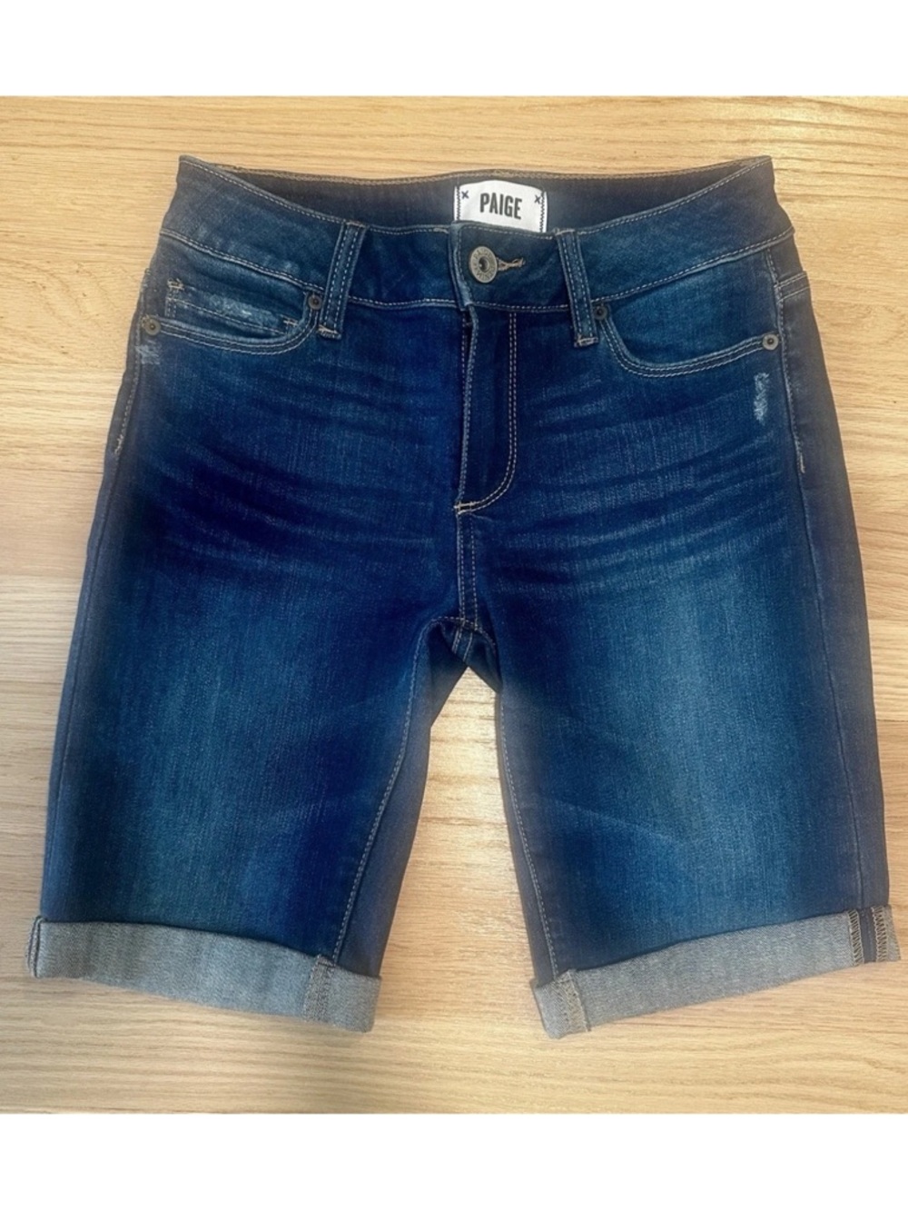 PAIGE Jax Knee Shorts Denim Bermuda Cuffed NWOT Size 25 - Picture 3 of 8